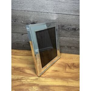 Vera Wang Wedgwood 8" x 10" WITH Silver Plated Photo Frame